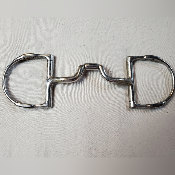 Myler Dee Bit with Hooks with Narrow Low Ported Barrel - Picture 1 of 4